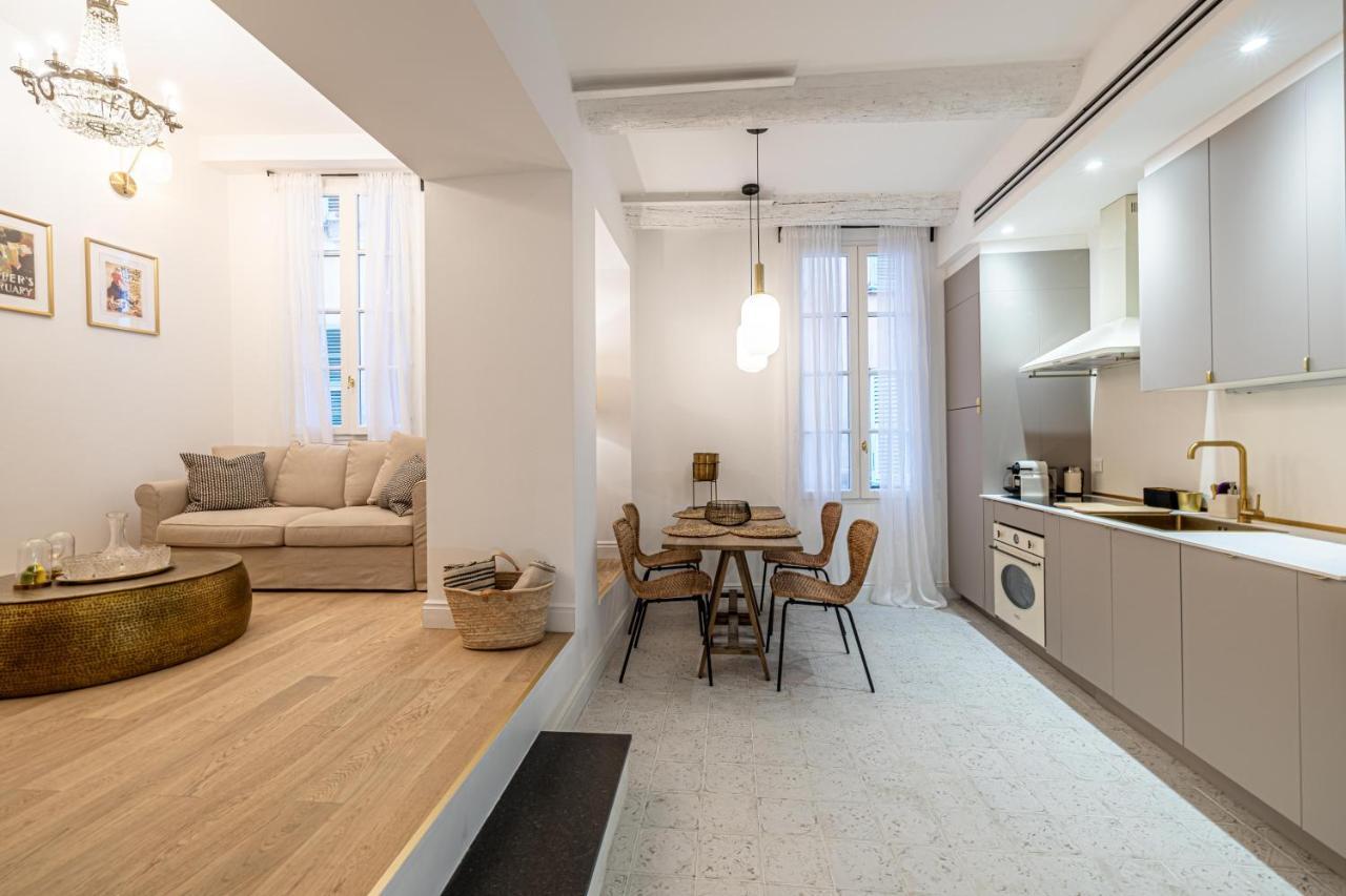 Chez Collette - Luxury In The Old Nizza Esterno foto